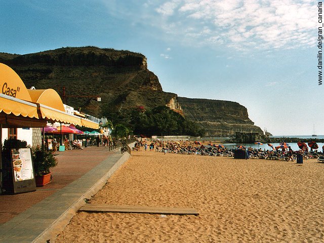 Playa de Mogán in Puerto de Mogán