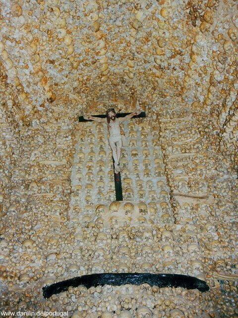 Knochenkapelle Capela dos Ossos von Alcantarilha